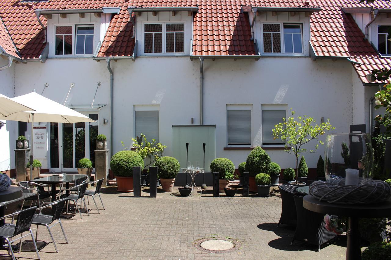 Hotel zum Rössel Kandel Exterior foto